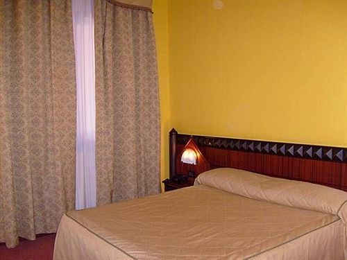 Hotel Motel Flower Novi Ligure Exterior photo